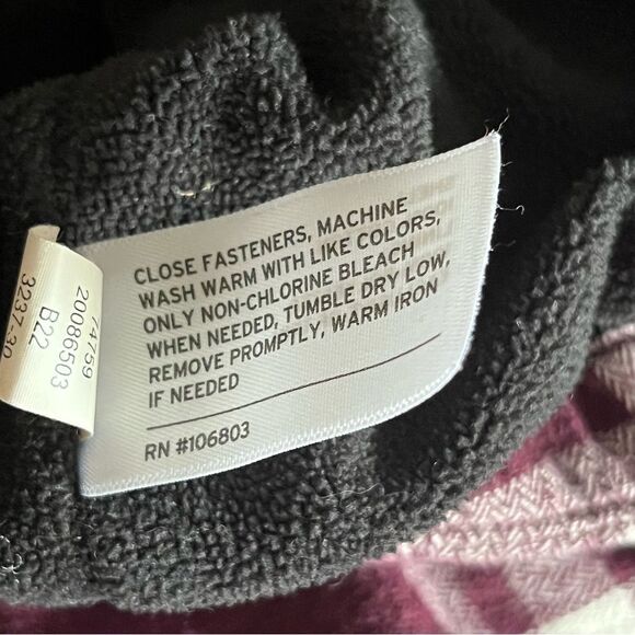 Duluth Trading Co. Plaid Flannel Fleece Lined Jacket - Picture 10 of 11